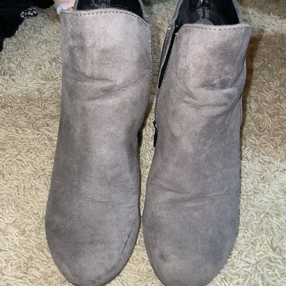 Nicole women’s heels size 7.5